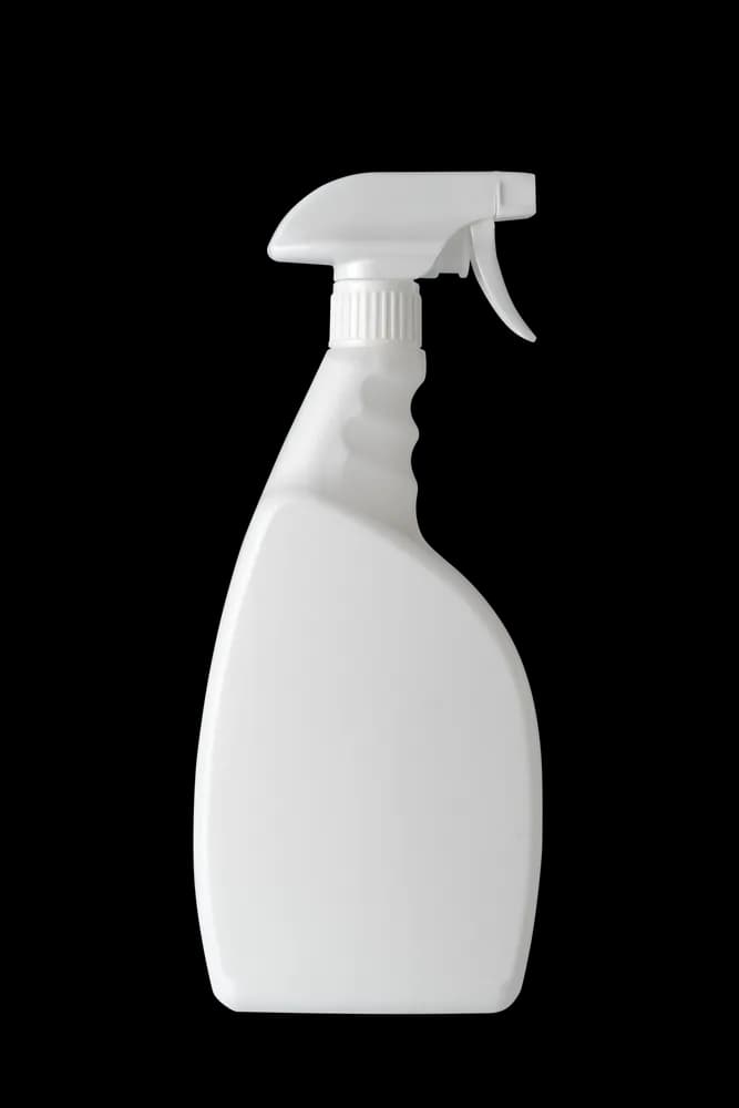 Unlabeled sailboat trigger spray, wide-label profile